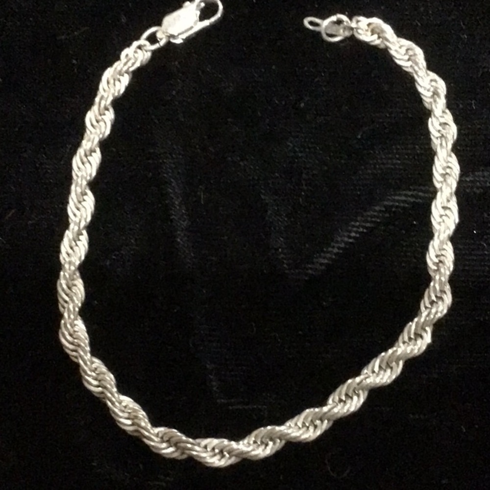14 KT White GF bracelet